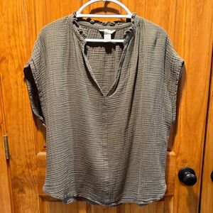 H&M Olive Green Textured Blouse